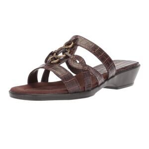 CLEARANCE NIB Women's Easy Street Torrid Flat Open Toe Slip On Sandal Size 5.5 M